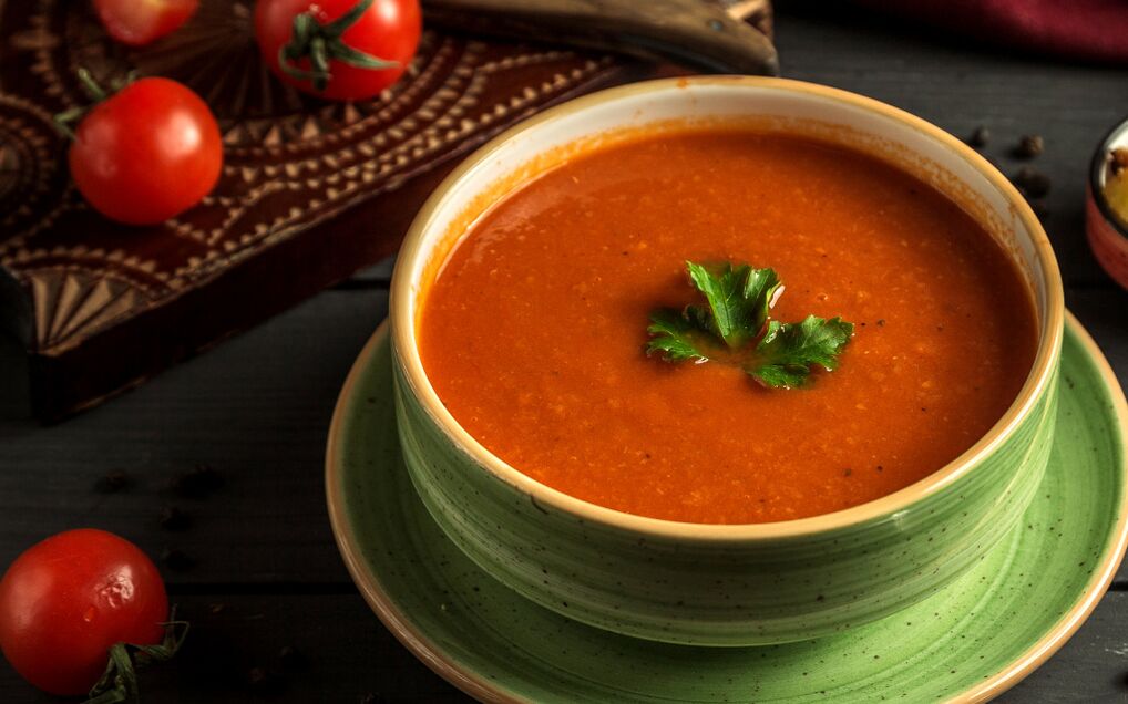 sopa de vexetais en puré para a perda de peso adecuada